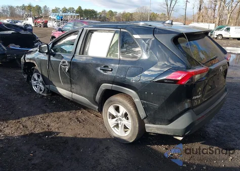 2020 Toyota Rav4 Xle z USA, uszkodzony, nr VIN 2T3W1RFVXLC045821